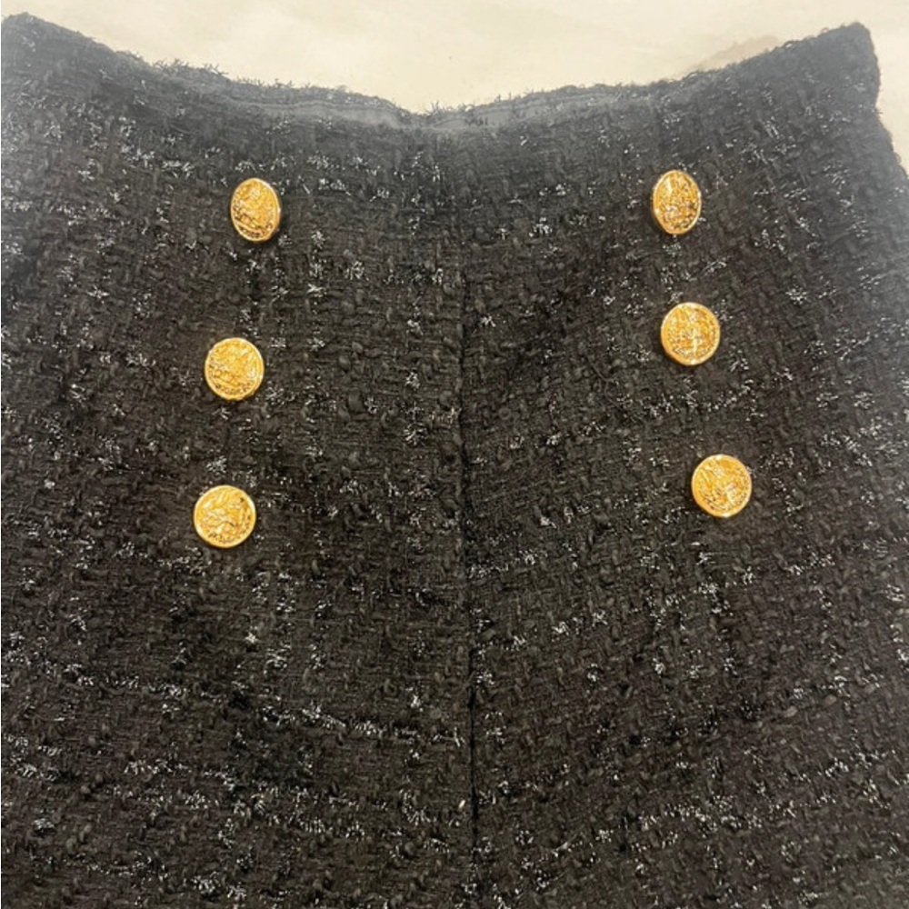 Sophisticated Black Tweed High Waist Shorts - Picture 4 of 4